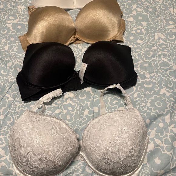 Cacique Other - Cacique Lace and Satin Bra Trio - Black, Gold, White